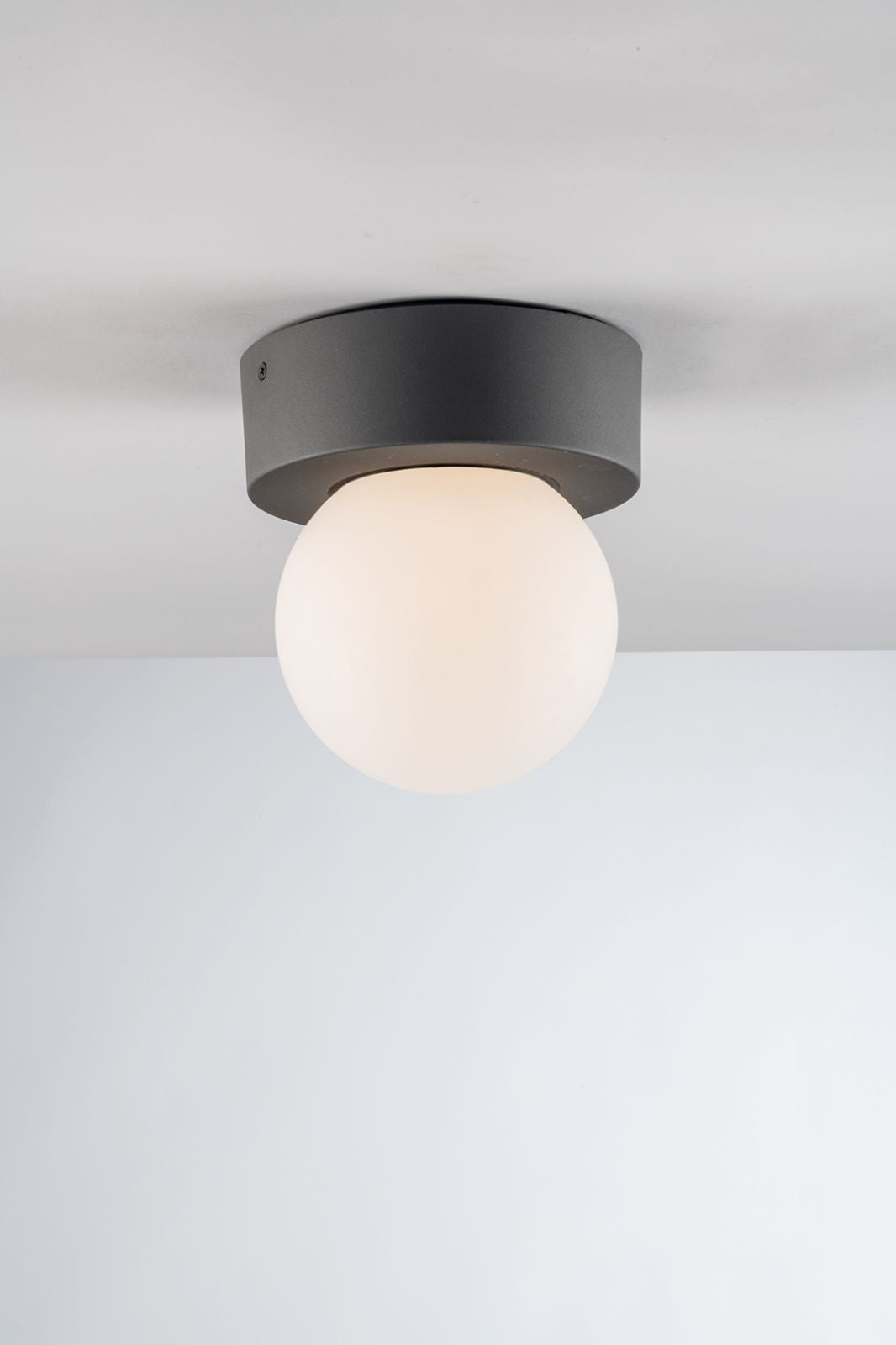Plafoniera da Esterno IP54 E27 | Alluminio Pressofuso Antracite Diffusore PC | Skittle